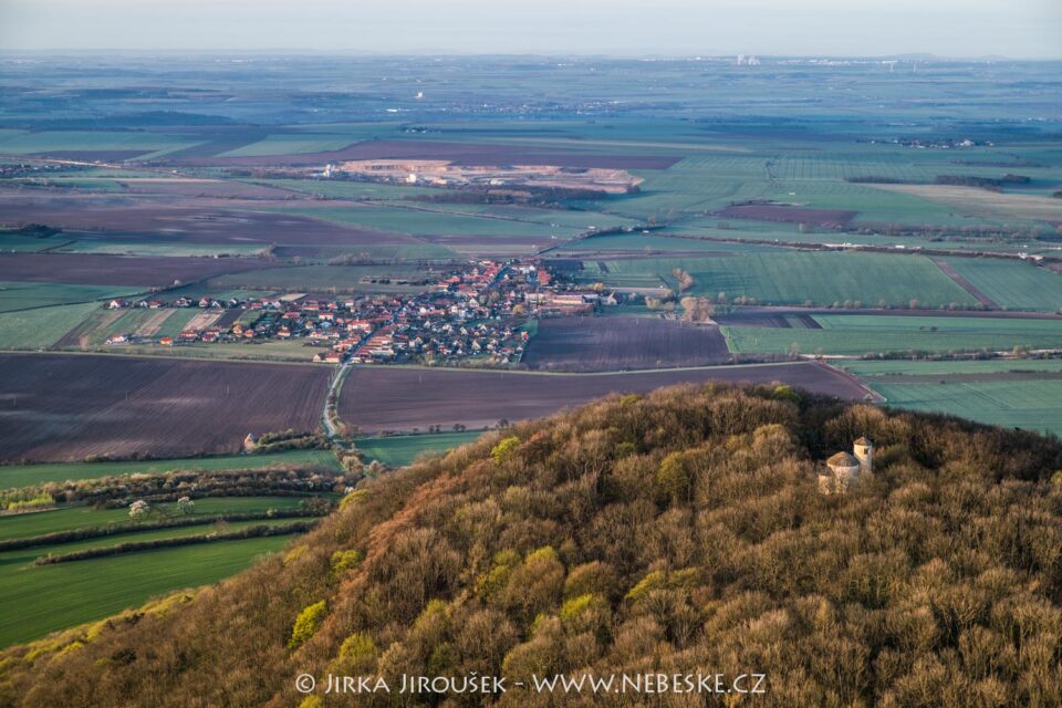 Říp a štěrkopískovna Ledčice J5528