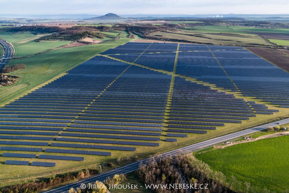 Říp a soláry Vepřek J5531