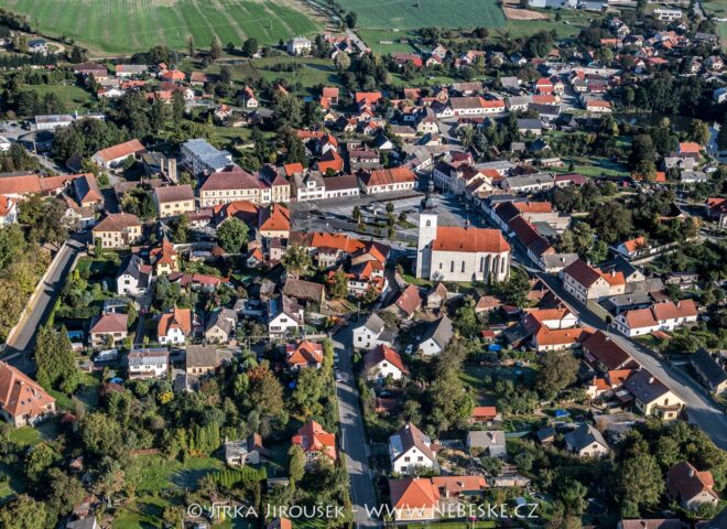 Sedlec-Prčice náměstí Prčice J5611