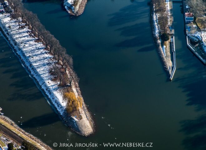 Nymburk pod jezem v zimě 2025 J5551