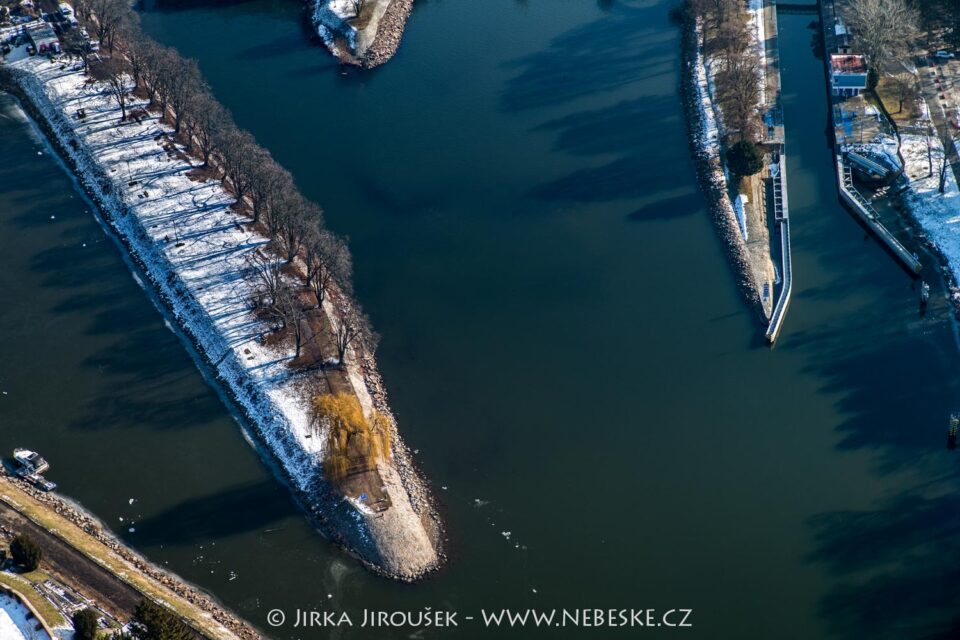 Nymburk pod jezem v zimě 2025 J5551