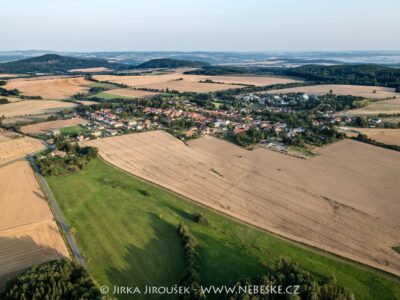 Pravonín z dálky 2025 J5600