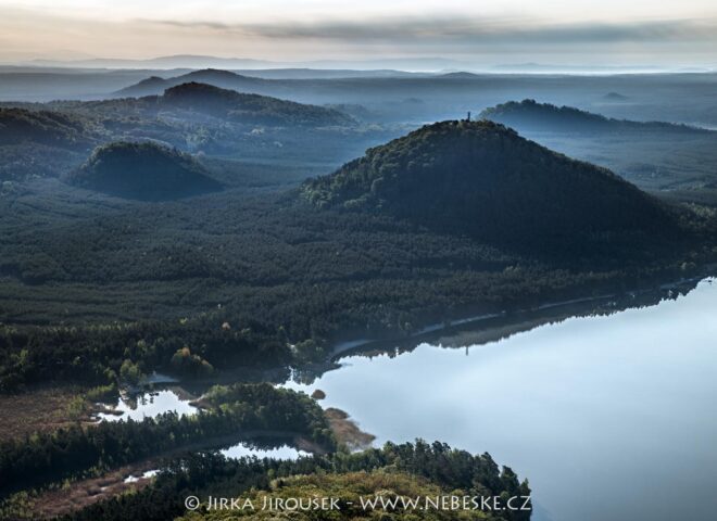 Máchovo jezero J