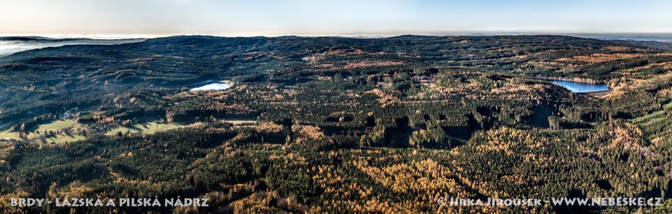 Podzimní panorama Brdy Pilská a Lázská nádrž 2020 J5689